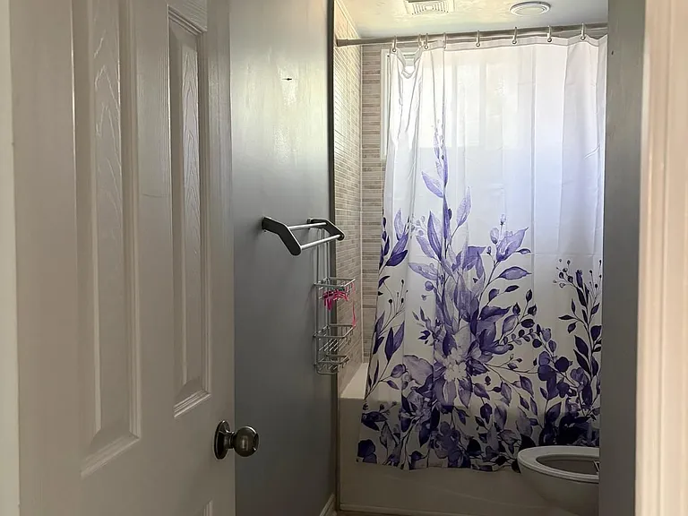 17 Daphne Cres — Photo 10