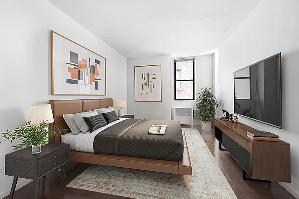 Sold by Compass | media 1