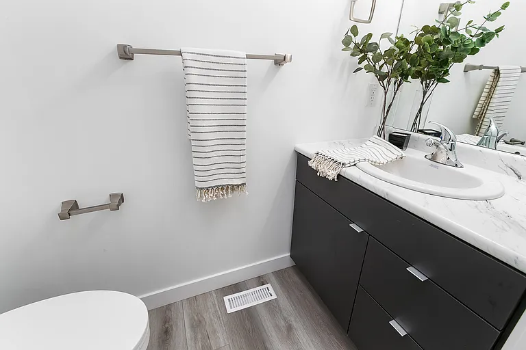 583 Cote St #1 — Photo 7