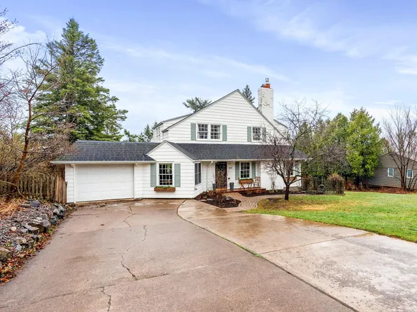 3630 E 4th St, Duluth, MN 55804