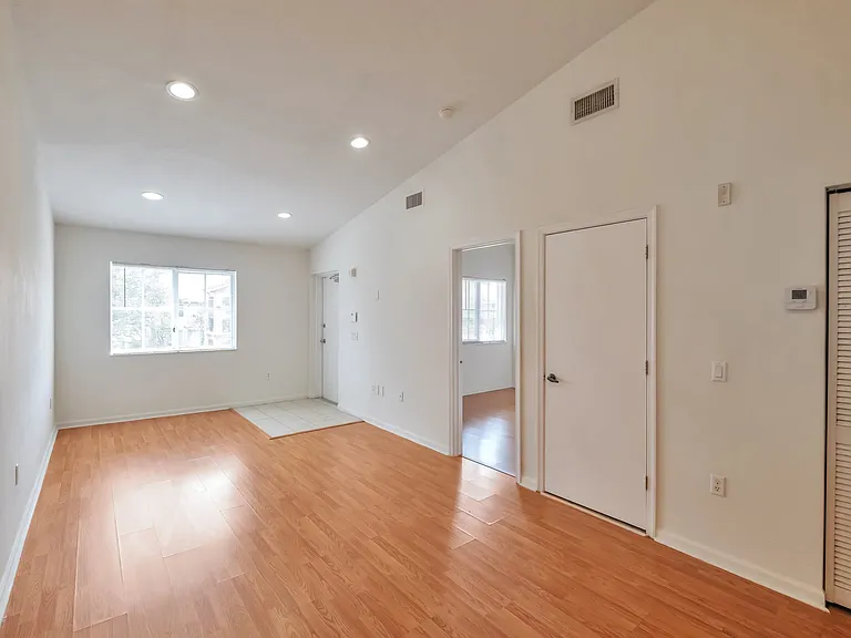 3504 Briar Bay Blvd #205 — Photo 7
