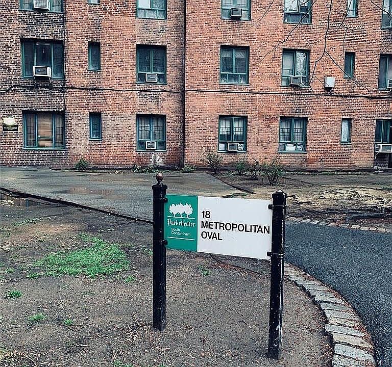 1st image of 18 Metropolitan Oval #8A