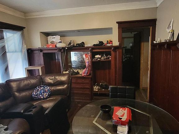 3rd image of 3749 N 14th STREET