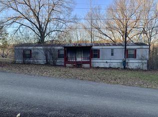 88 Gray Dr, Erin, TN 37061