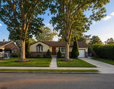 230 Ridgewood Dr, Northfield, NJ, 08225