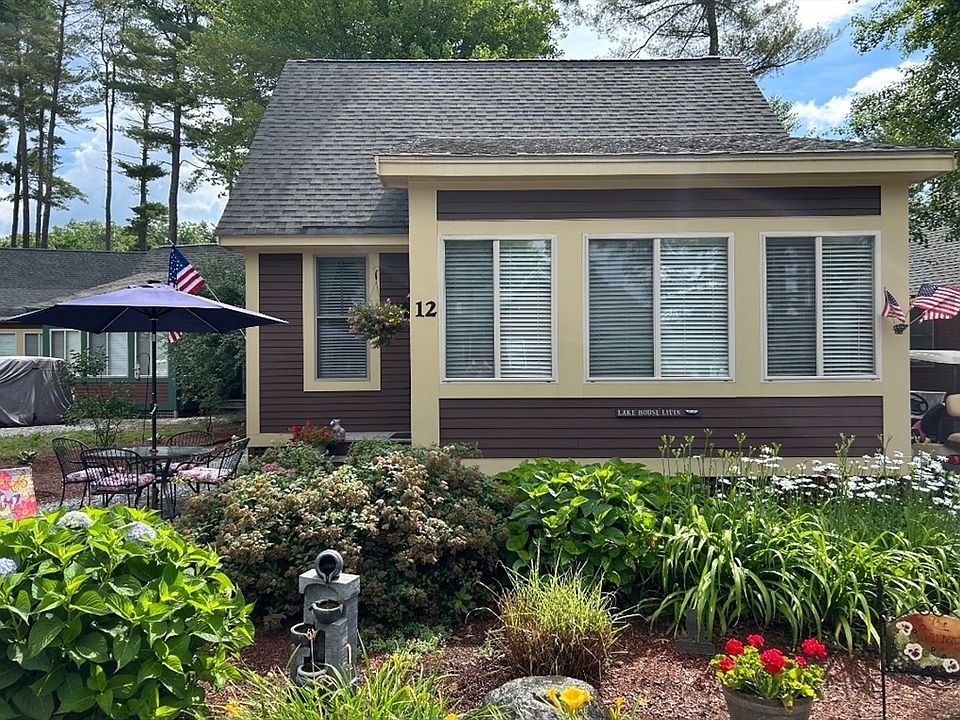 1st image of 12 Waterview Dr #12