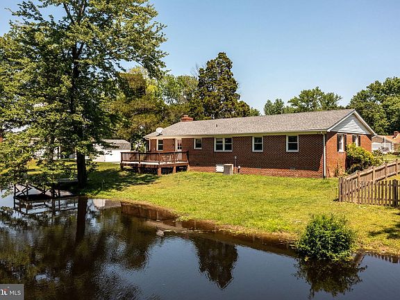 2nd image of 281 Richmond Rd