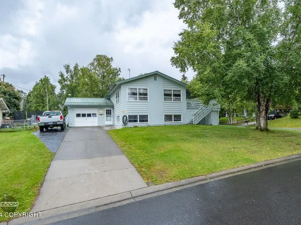 3030 Bennett Ave, Anchorage, AK 99517