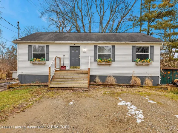 1721 Lake Lansing Rd, Haslett, MI 48840