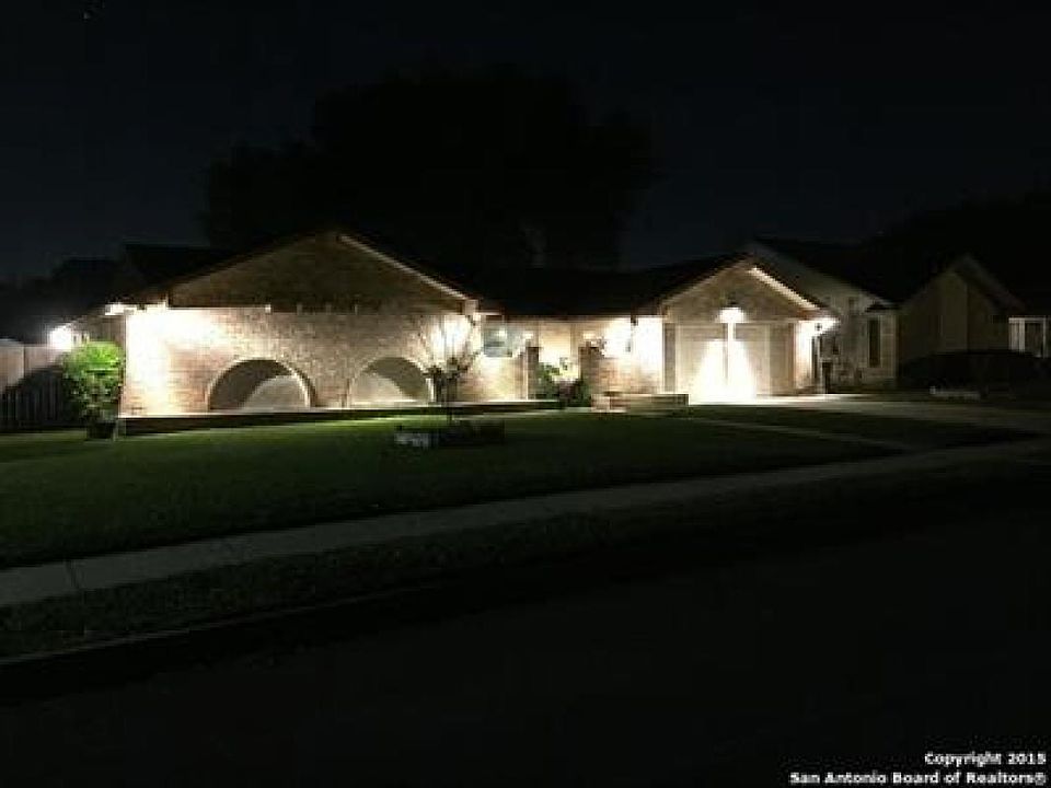 1st image of 13011 El Marro St