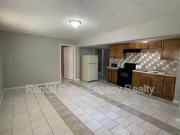 1738 Wright Ave APT 2, Jacksonville, FL 32207