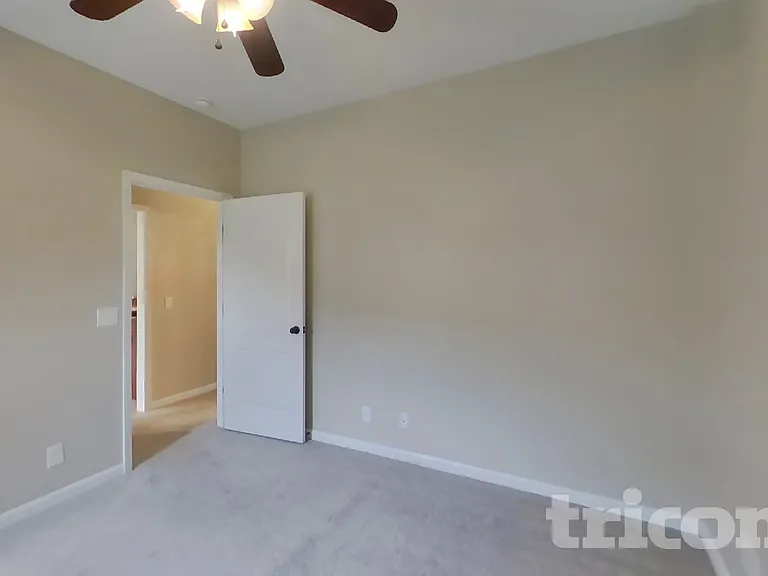 110 Cottage Trce — Photo 9
