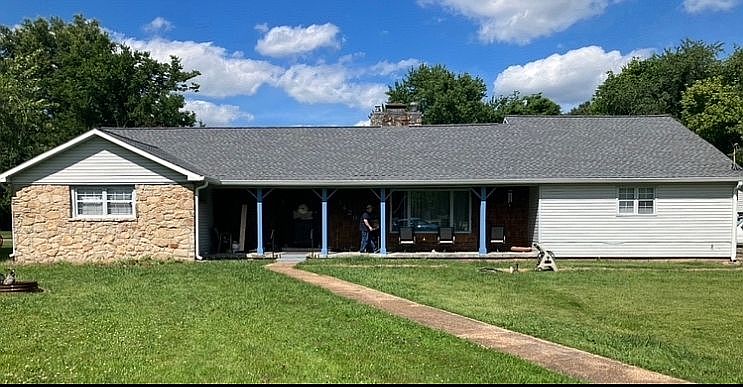 1st image of 1429 W 10th St