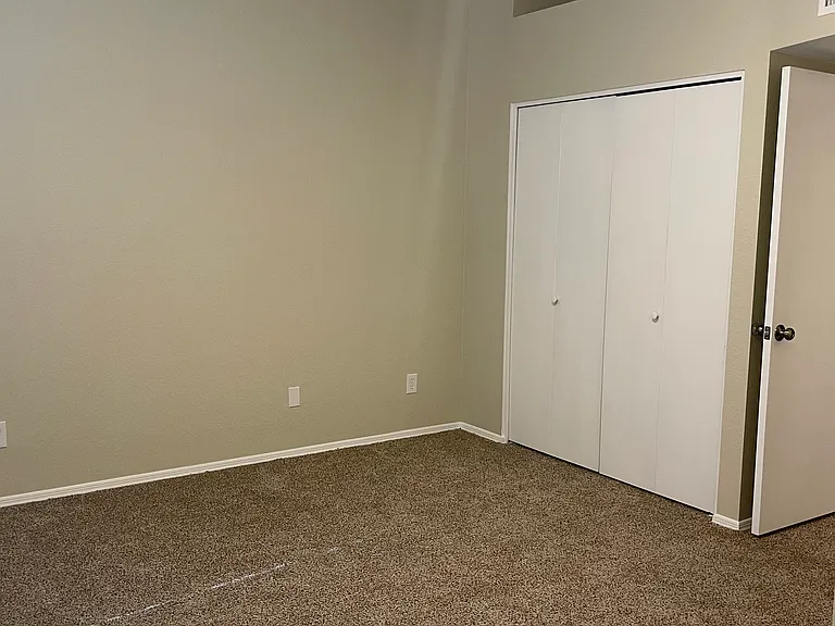 7977 W Wacker Rd — Photo 10