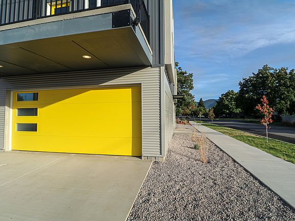 2nd image of 508 Bickford St