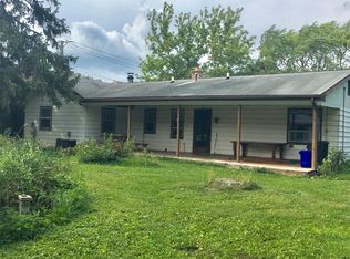 6N665 Cloverdale Rd, Roselle, IL 60172