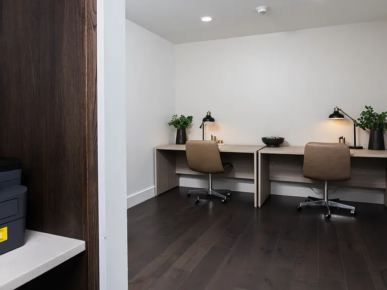 2020 Providence — Photo 6
