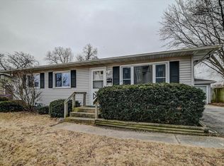 1945 Tennyson Ln, Madison, WI 53704