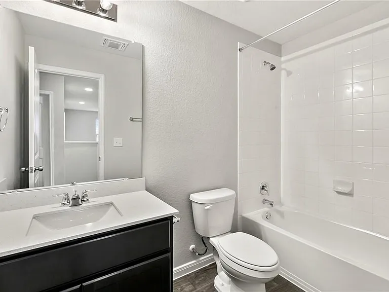 14015 Macquarie Dr — Photo 20
