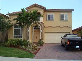 9460 SW 227th Ln, Cutler Bay, FL 33190