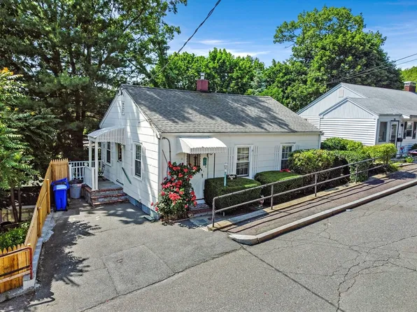 14 Gibson St, Malden, MA 02148