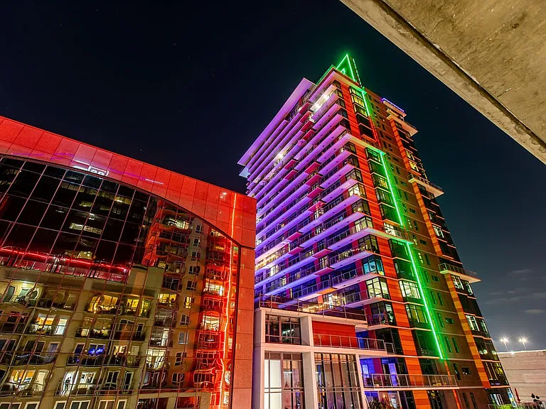 Ariel Suites — Photo 1