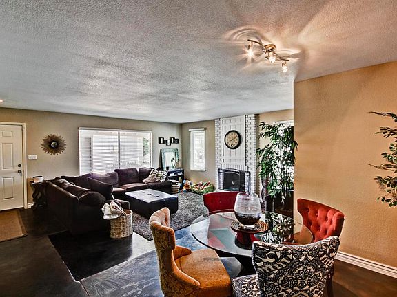 5th image of 1556 W Juanita Cir