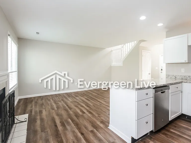 3627 S Rural St — Photo 6