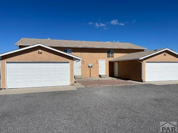 705 S Knox Dr, Pueblo West, CO 81007