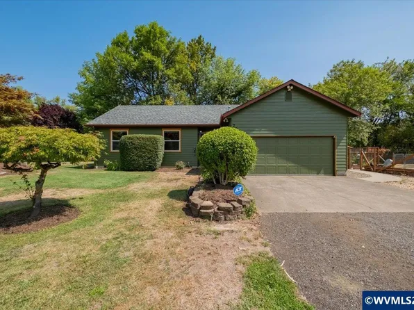 7650 NW Mountain View Dr, Corvallis, OR 97330