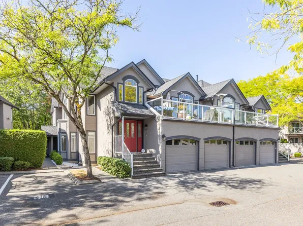 4740 221st St #3, Langley, BC V2Z 1L8