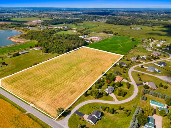 Dutchman Rd, Green Bay, WI 54311