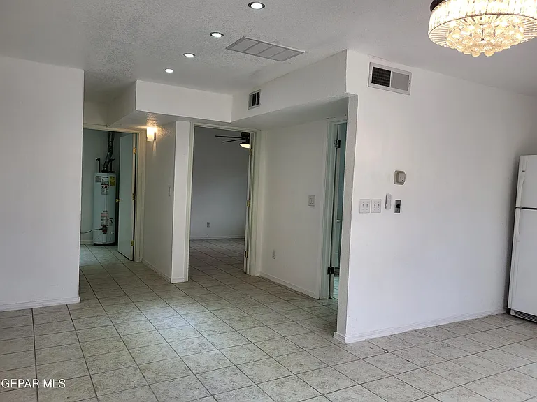 806 Cortijo Dr — Photo 28