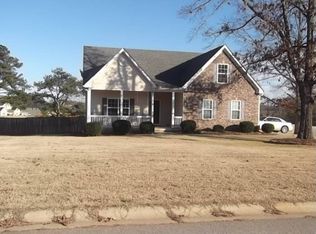 107 Hamilton Lake Dr, Lagrange, GA 30241