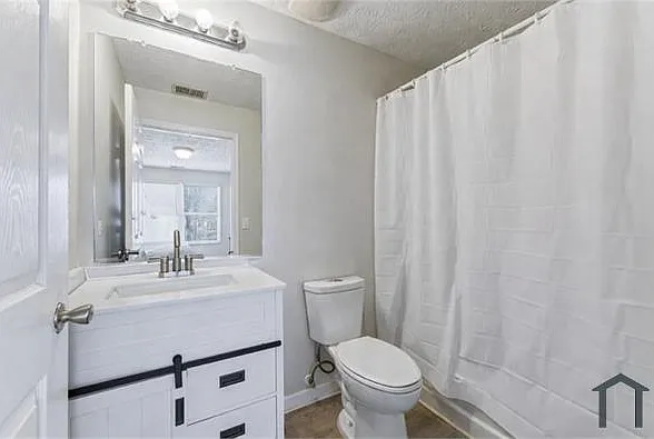 1202 Fairington Village Dr — Photo 5