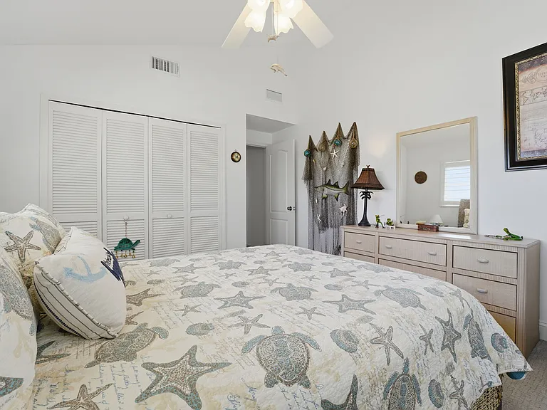 220 Mockingbird Ln — Photo 41