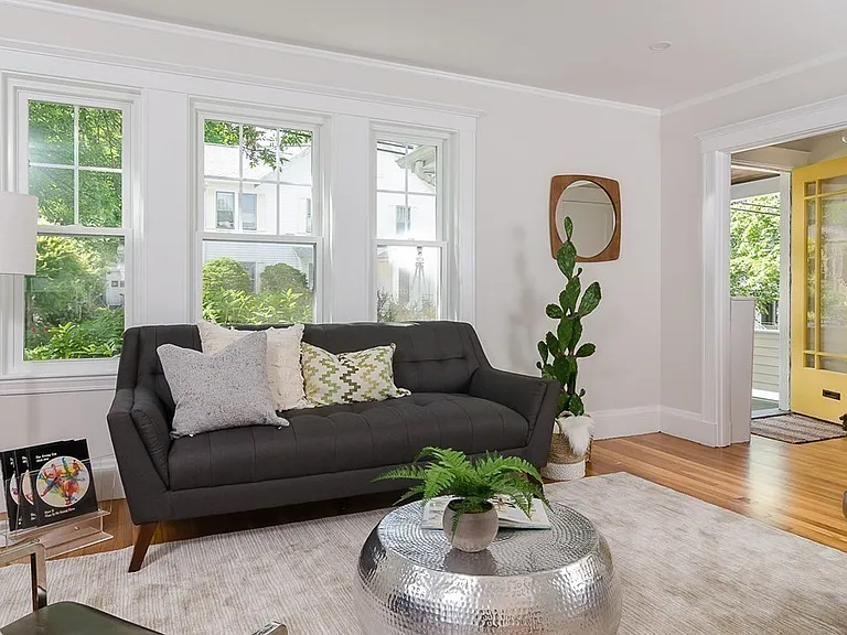 32 Newport St #1 — Photo 2