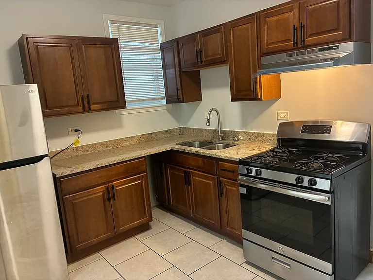 8144 S Marshfield Ave #1 — Photo 6