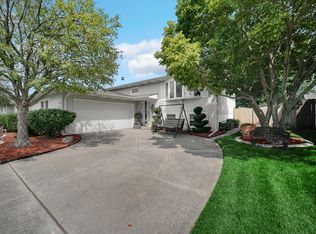 621 Pierce Ave, Dyer, IN 46311