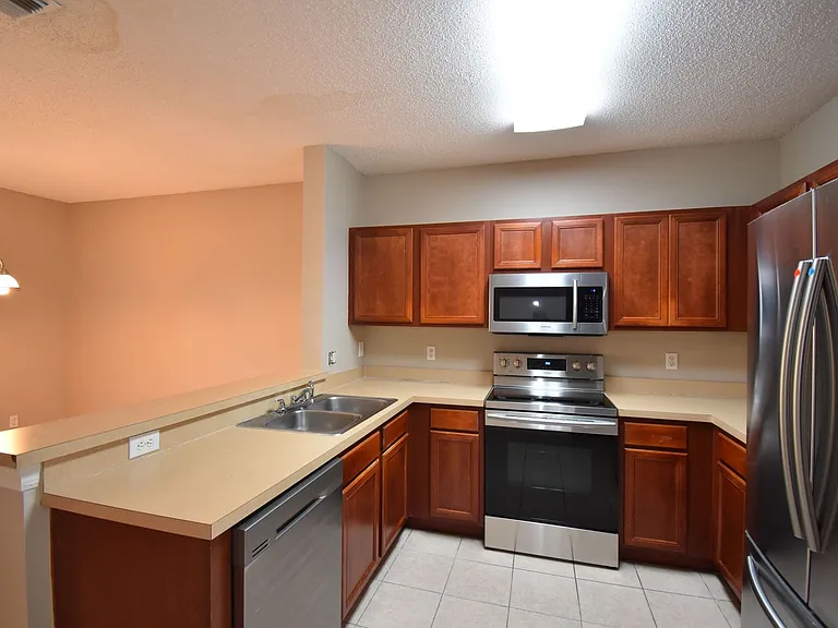 6330 Osprey Lake Cir — Photo 7