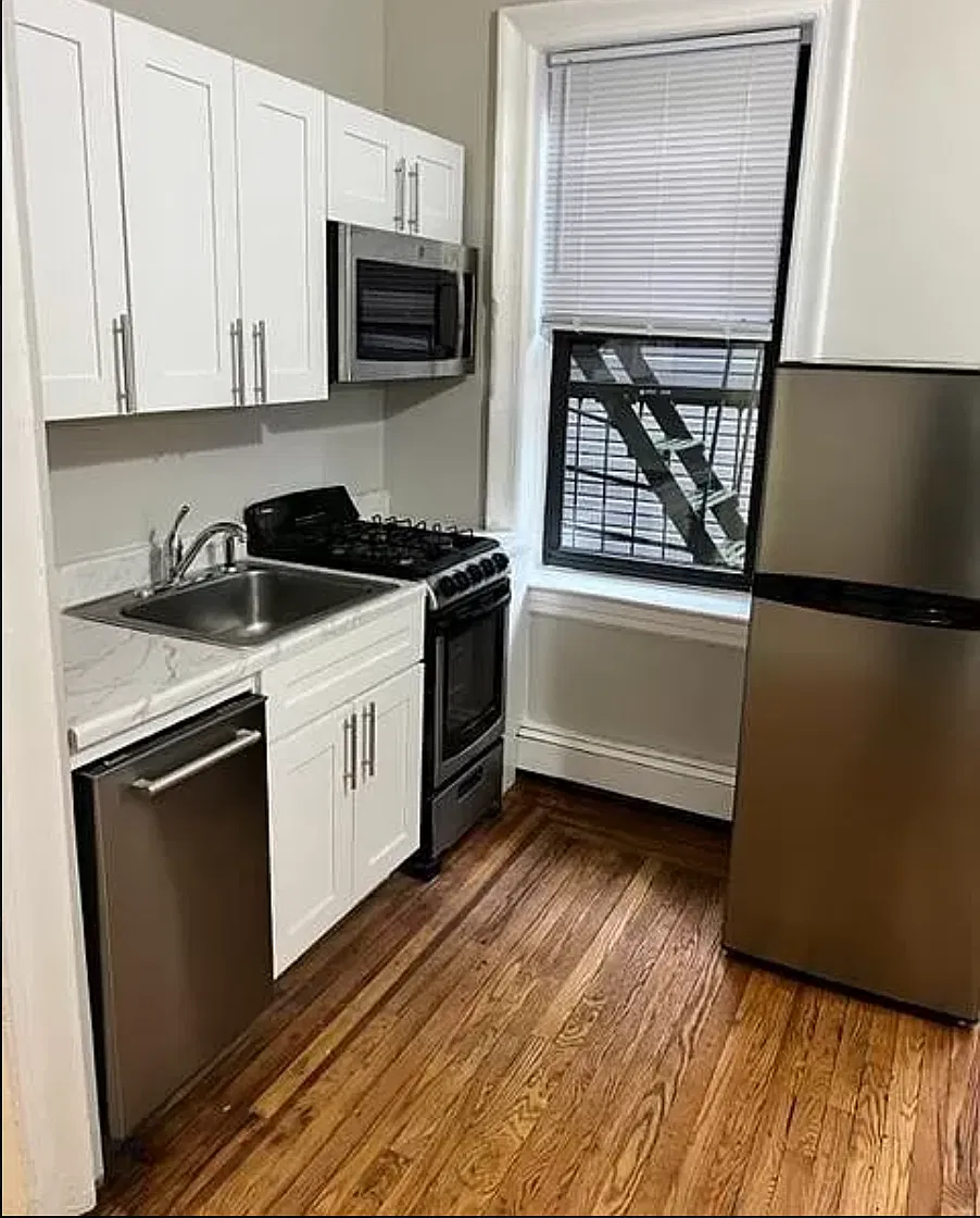 1 bed, $2,000 — Photo 3