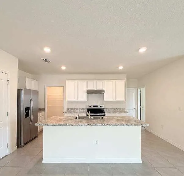 1374 Holodak Dr — Photo 9