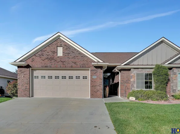 6345 Ashbrook Dr, Lincoln, NE 68516