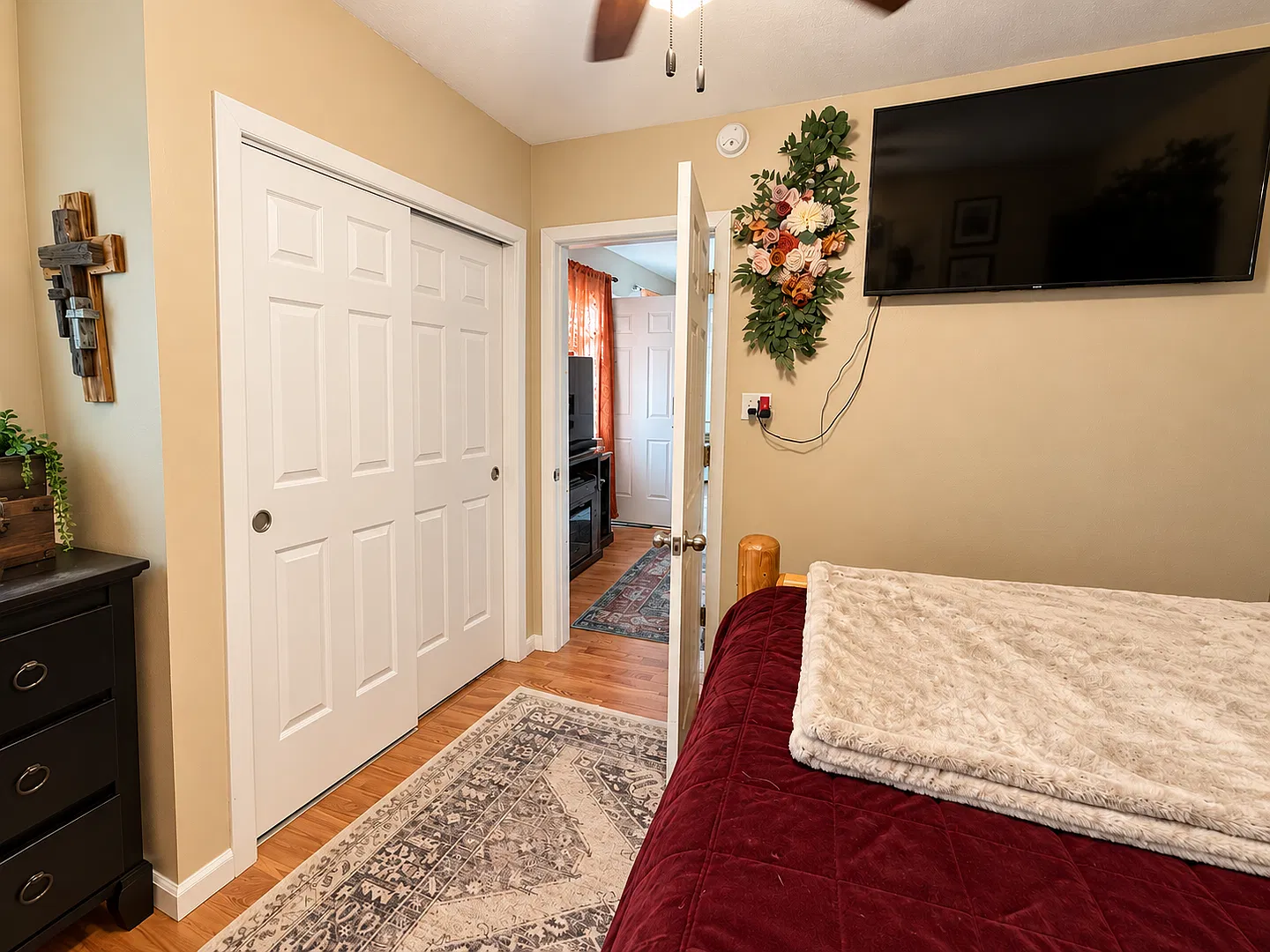 3 bed 1 bath single family home - pets welcome — Photo 4