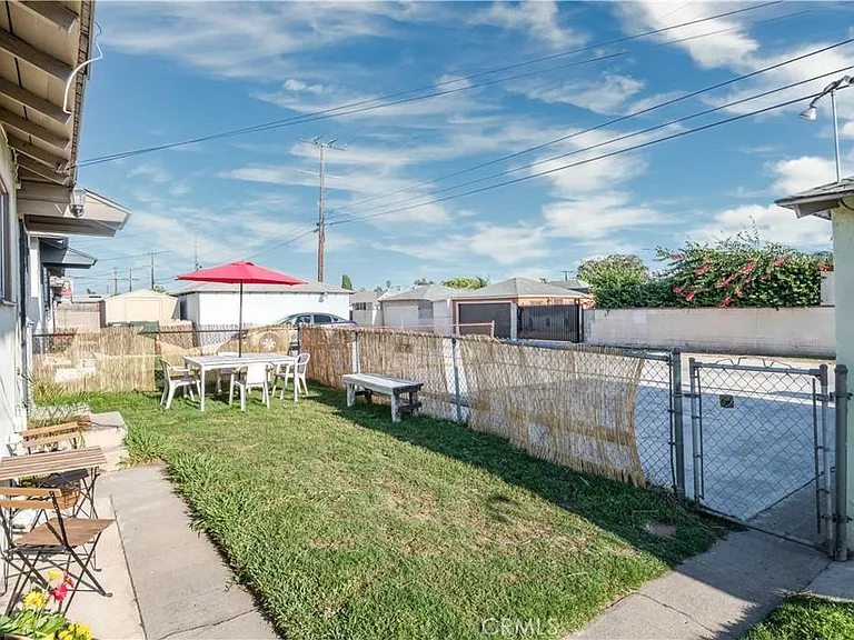 3344 W Imperial Hwy #A — Photo 17