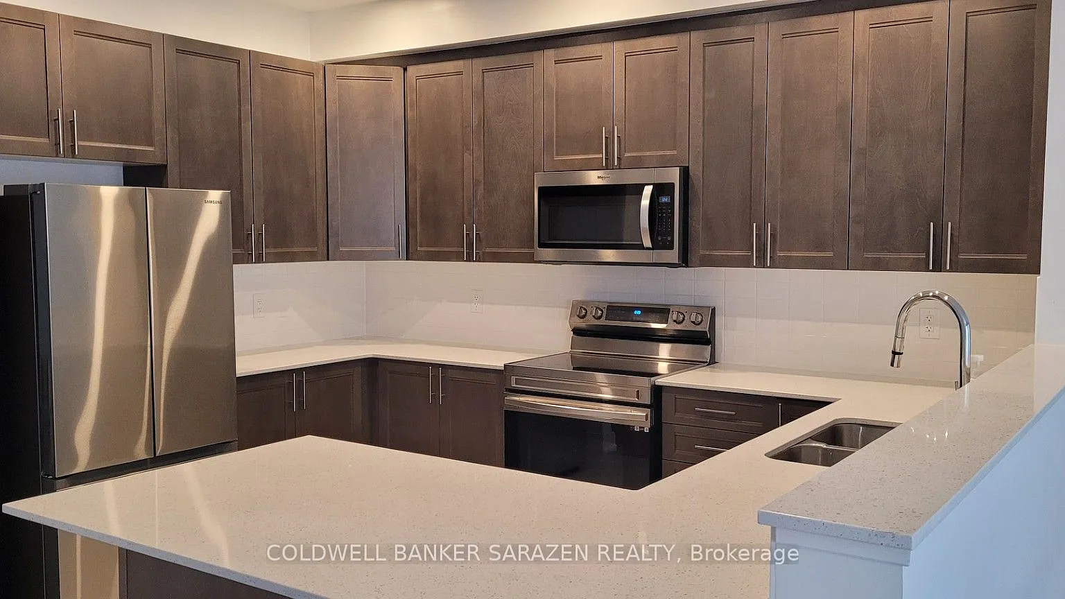 3 bed, $2,900 — Photo 2