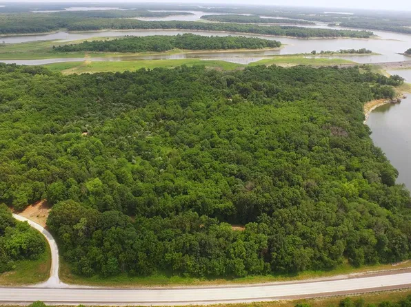 1 Monroe Rd #486, Stoutsville, MO 65283