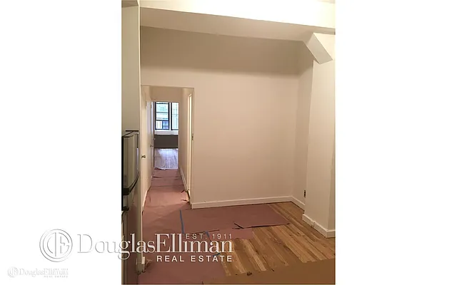 Rented by Douglas Elliman | media 21