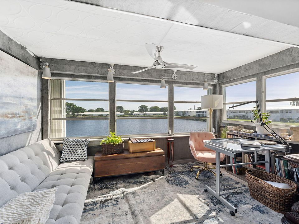 1st image of 1118 Lake Terrace #212