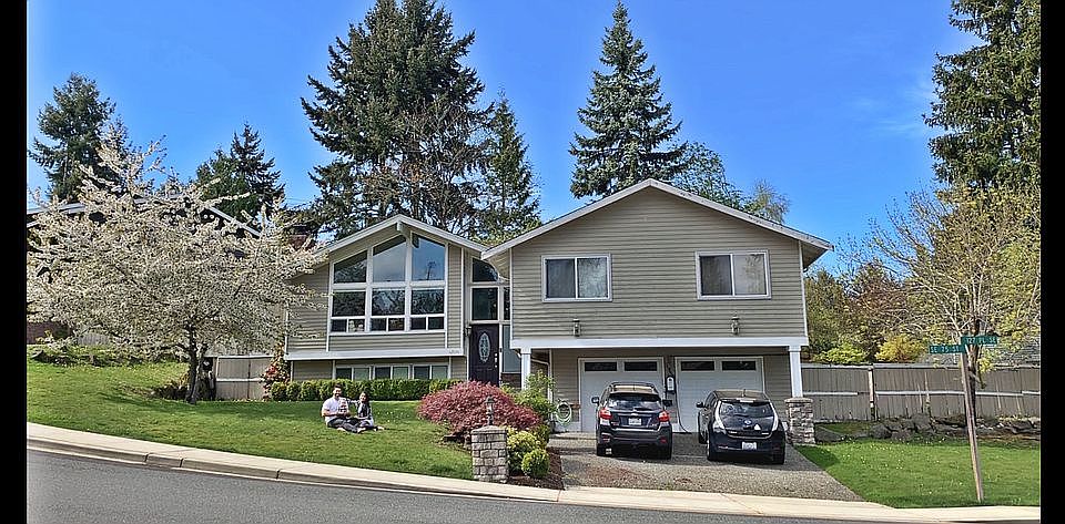 1st image of 12636 SE 75th St
